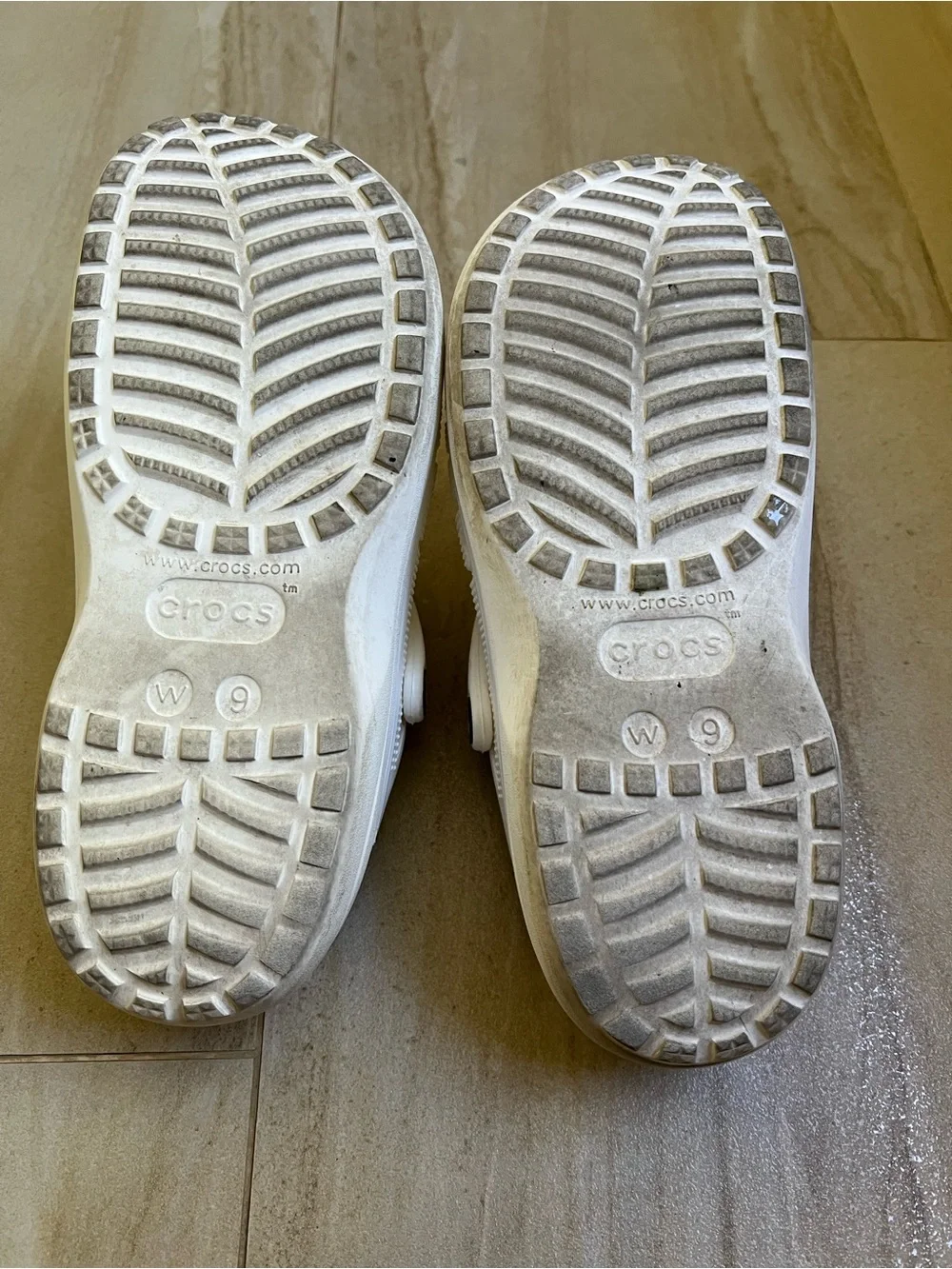 Crocs Classic Clog - White